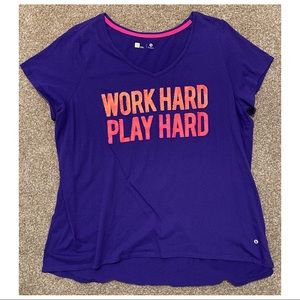 Women’s 1X Xersion workout shirt